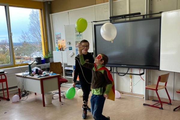 24-02-fasching-02F8A5B991-DAA1-84C4-A4BD-F43668895C3A.jpg