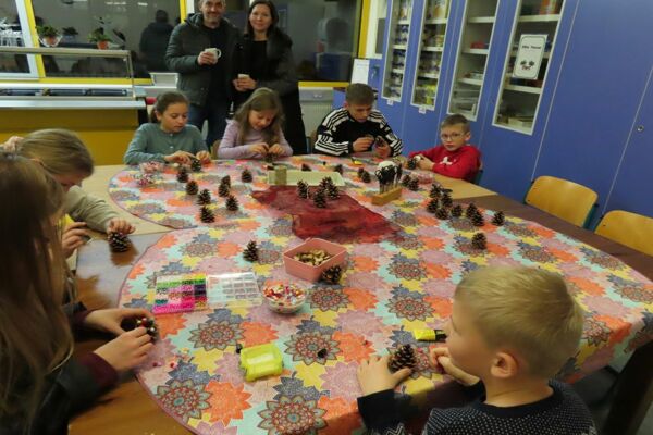 adventsfeier-24-51C27F4E69-541D-38E6-1855-AE33BF1658E7.jpg
