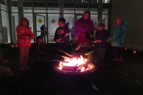 adventsfeier-24-70C91B3181-FC69-9393-A215-2492F6CCA2CA.jpg