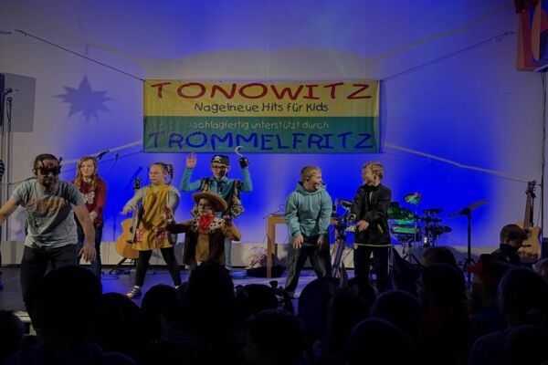 2025-02-tonowitz-2B72AACF1-BCB0-F3A7-7397-BD7F7B17B1E7.jpg