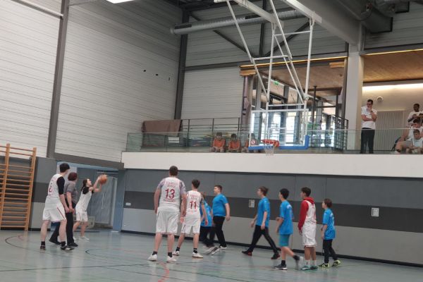 23-03-basketball-bezirksfinale-spiel6DF844CD-6843-5F02-8573-C77290E76EBF.jpg
