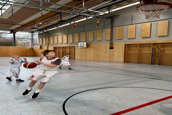 25-04-basketball-3-spieltag-03D80CB3C3-6315-2E14-B787-AD5B5375116B.jpg