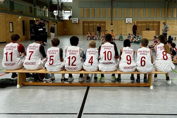 25-04-basketball-3-spieltag-0479C288F6-94CF-BBCC-F9E5-7149218D3C3A.jpg
