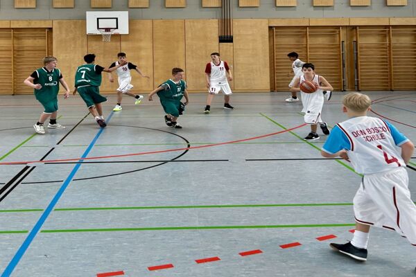 25-04-basketball-3-spieltag-0720FFD1A8-1E92-7F7A-5A93-175DAC0A4B00.jpg