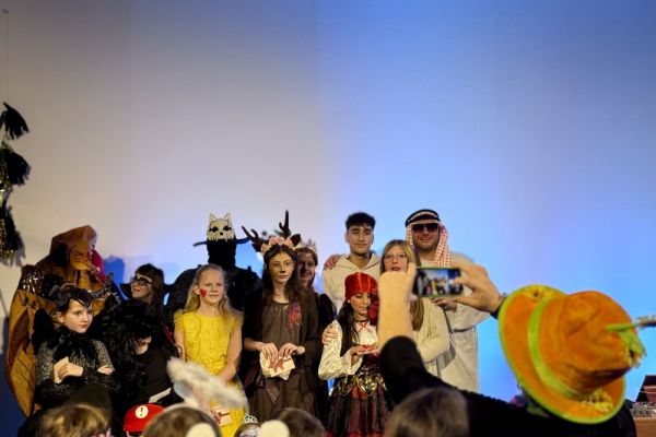 26-02-schulfasching-0469640558-EF16-C503-E275-73BEA7DE400F.jpg