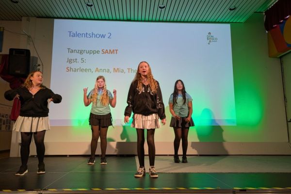 26-05-schulversammlung-0523D0783C-D245-3F8D-95FE-14BB025F4A05.jpg